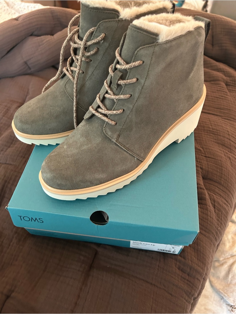 TOMS Women’s Size 9 Canteen Suede Lace-Up Wedge Ankle Boots NWT